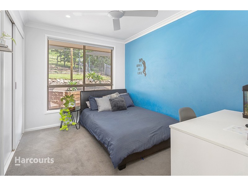 12 Burnett Place, Albion Park NSW 2527