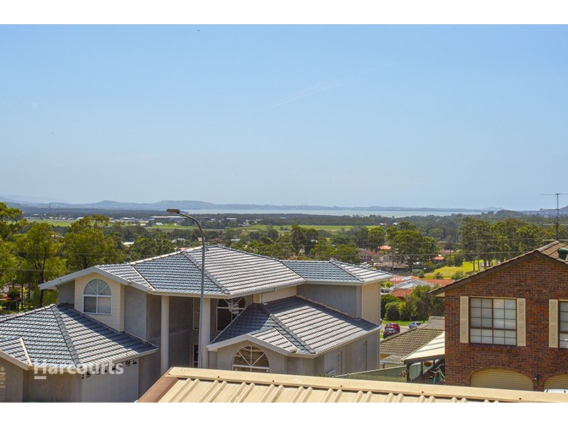 12 Burnett Place, Albion Park NSW 2527