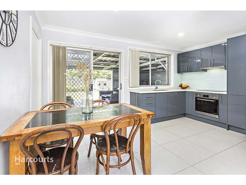 16 Polock Crescent, Albion Park NSW 2527