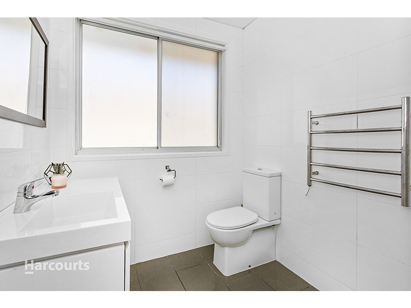 16 Polock Crescent, Albion Park NSW 2527