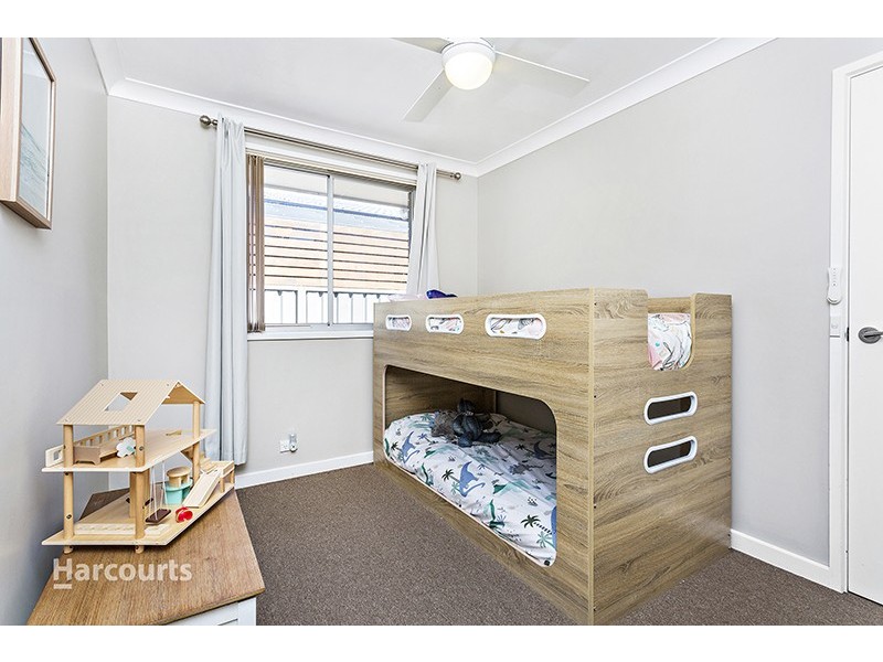 16 Polock Crescent, Albion Park NSW 2527