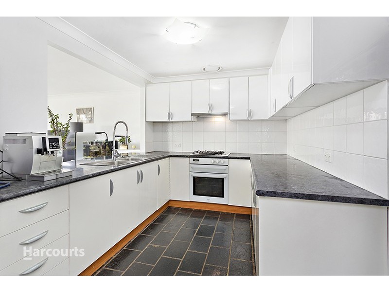 17 Paperbark Street, Albion Park Rail NSW 2527