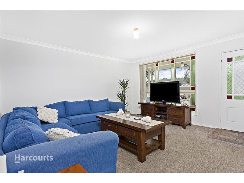 2/18 Kianga Close, Flinders NSW 2529