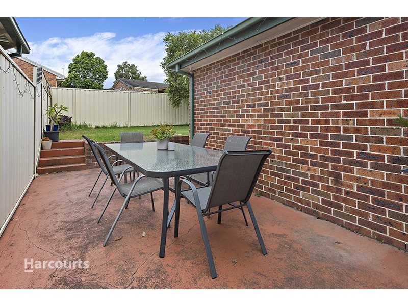 2/18 Kianga Close, Flinders NSW 2529