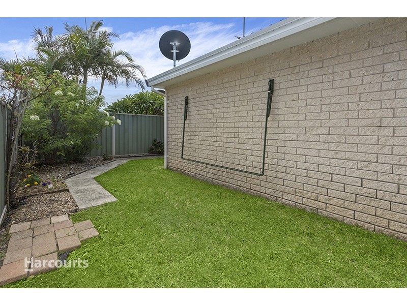 2/128 Terry Street, Albion Park NSW 2527