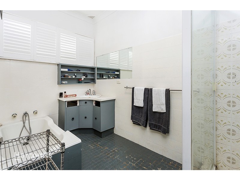 11 Lakeview Parade, Primbee NSW 2502