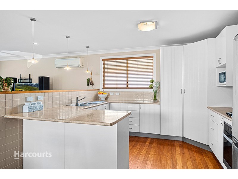 6 Waterford Terrace, Albion Park NSW 2527