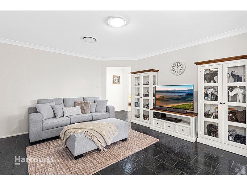 6 Avoca Place, Albion Park NSW 2527