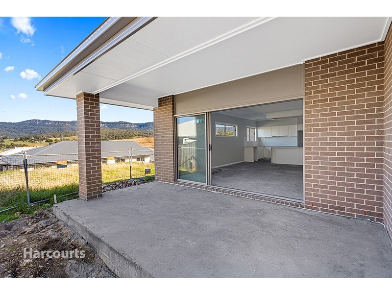 43 Lomandra Crescent, Calderwood NSW 2527