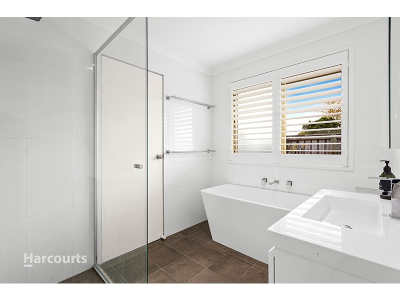 44 Samuel Circuit, Albion Park NSW 2527