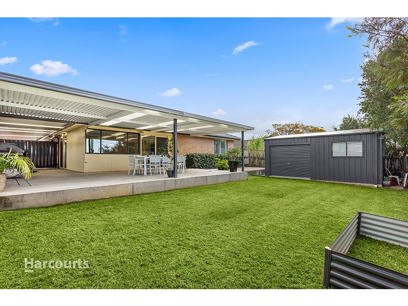 44 Samuel Circuit, Albion Park NSW 2527