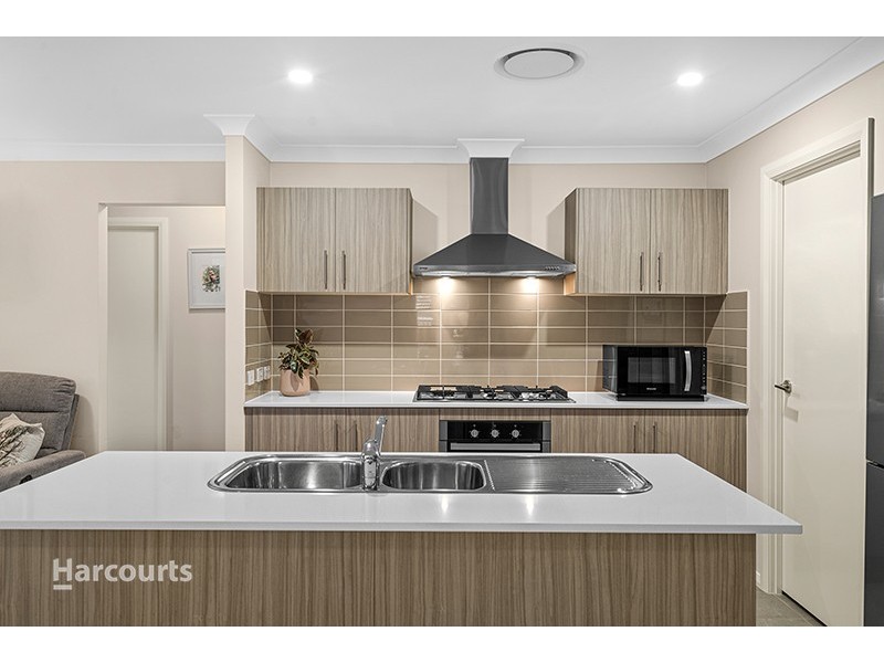 40 Flannery Drive, Calderwood NSW 2527