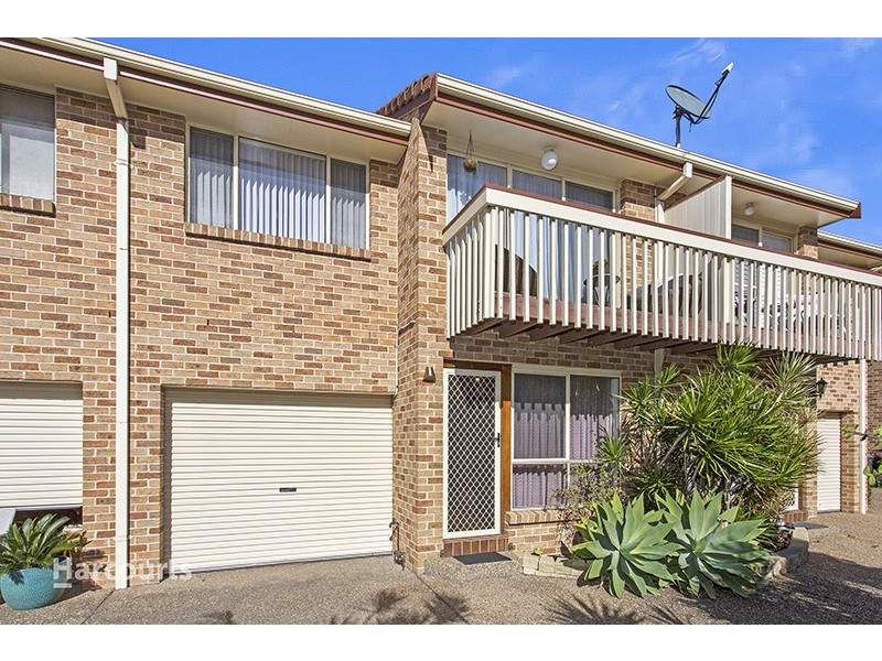 2/90 Kurrajong Street, Windang NSW 2528