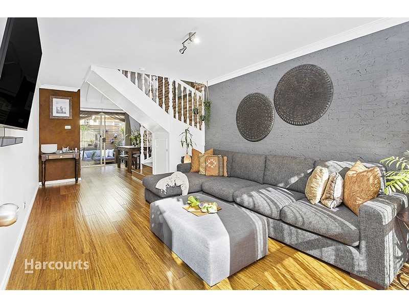 2/90 Kurrajong Street, Windang NSW 2528