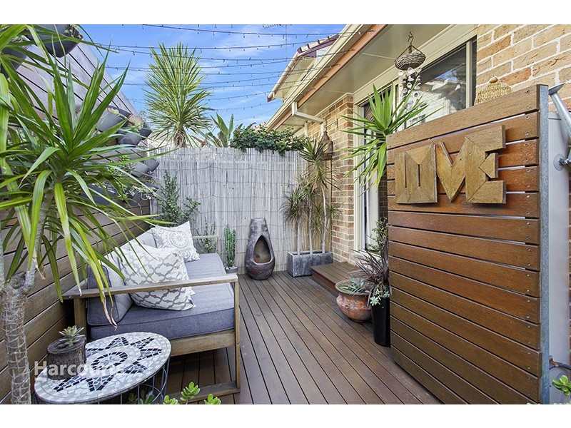 2/90 Kurrajong Street, Windang NSW 2528