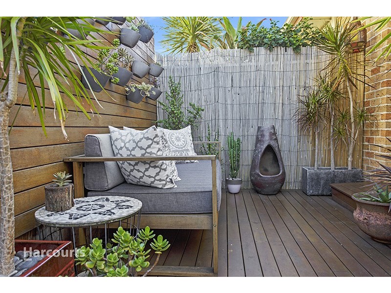 2/90 Kurrajong Street, Windang NSW 2528