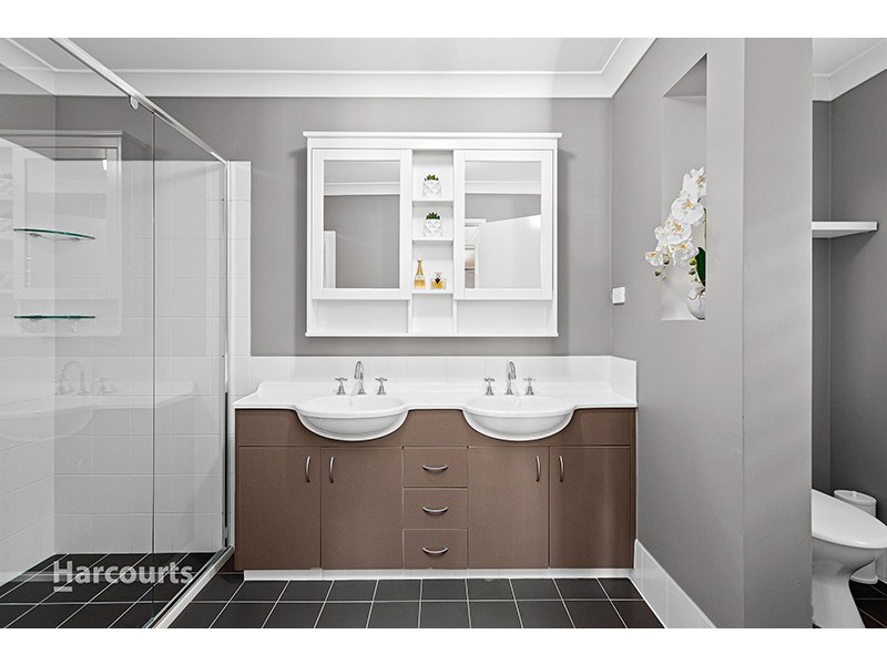 209 Ashburton Drive, Albion Park NSW 2527