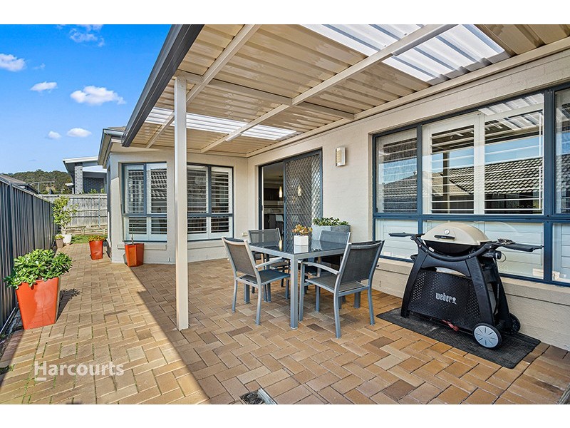 209 Ashburton Drive, Albion Park NSW 2527