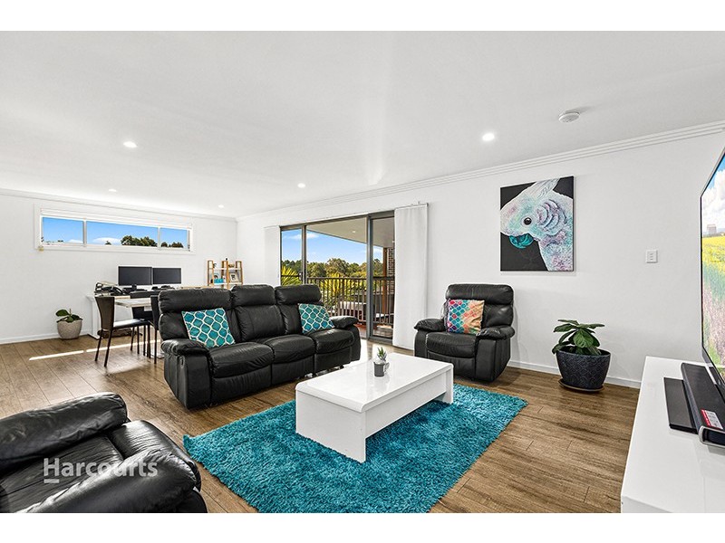 5/7 Cascade Circuit, Albion Park NSW 2527