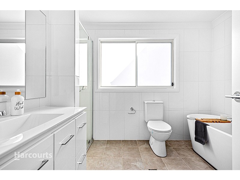 1/25 Kingston Street, Oak Flats NSW 2529