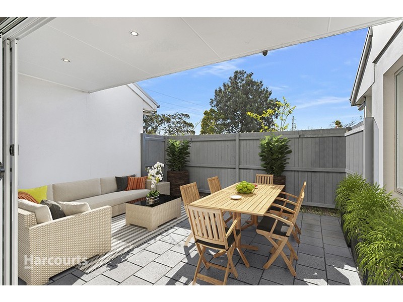 2/185 Tongarra Road, Albion Park NSW 2527