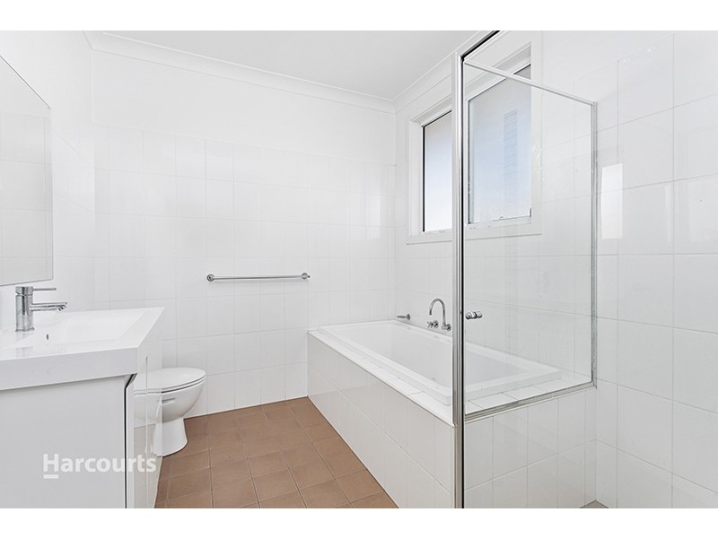 2/185 Tongarra Road, Albion Park NSW 2527