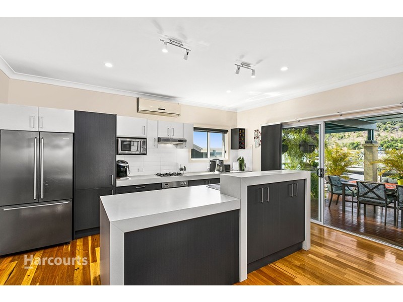 111 Esperance Drive, Albion Park NSW 2527