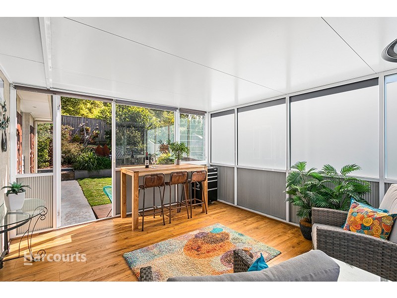 111 Esperance Drive, Albion Park NSW 2527