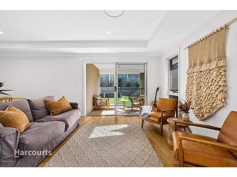 17 McNevin Close, Calderwood NSW 2527