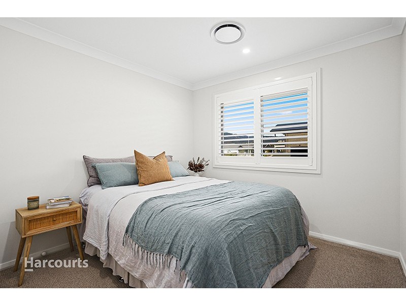 17 McNevin Close, Calderwood NSW 2527