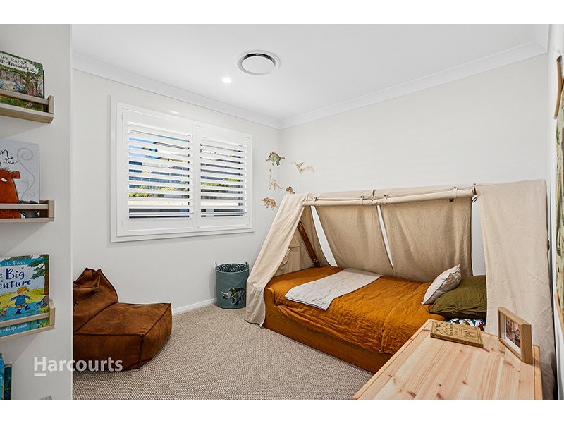 17 McNevin Close, Calderwood NSW 2527