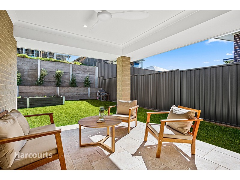 17 McNevin Close, Calderwood NSW 2527