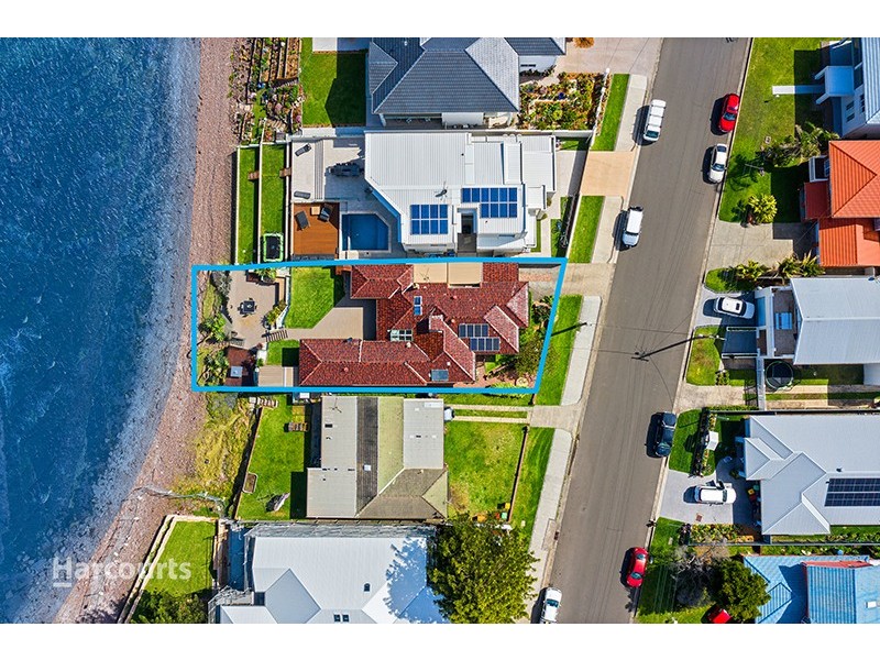 16 Shell Cove Road, Barrack Point NSW 2528