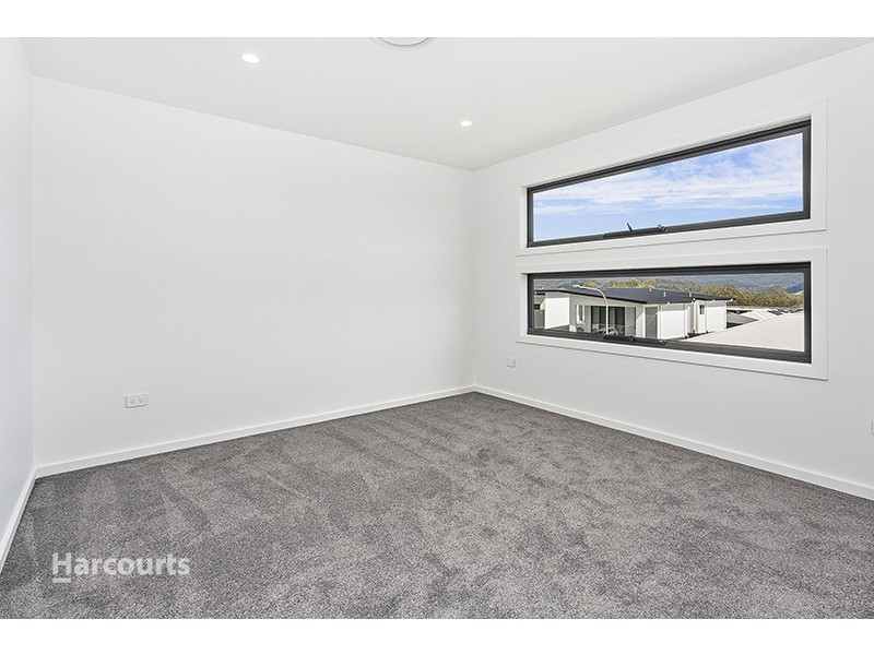 46 Upland Chase, Albion Park NSW 2527