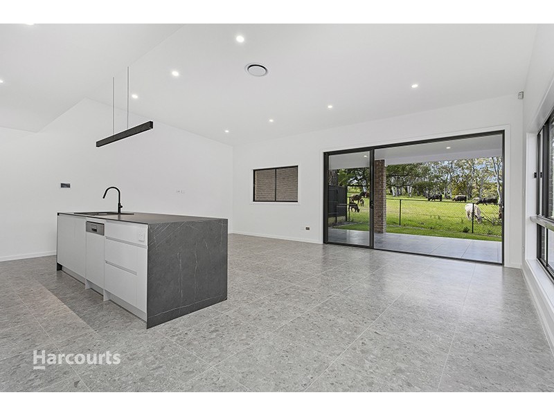 46 Upland Chase, Albion Park NSW 2527