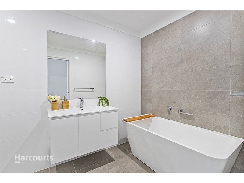 11B Kialoa Circuit, Shell Cove NSW 2529