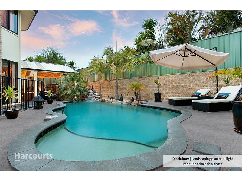 8 Shannon Drive, Albion Park NSW 2527