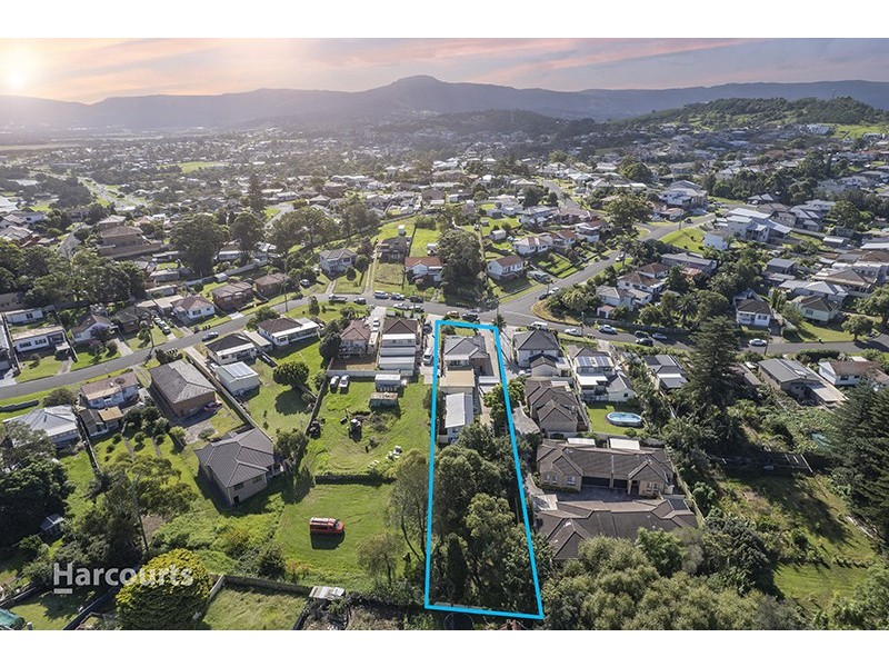 61 Ranchby Avenue, Lake Heights NSW 2502