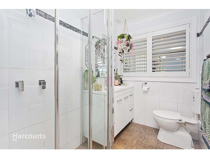 61 Ranchby Avenue, Lake Heights NSW 2502