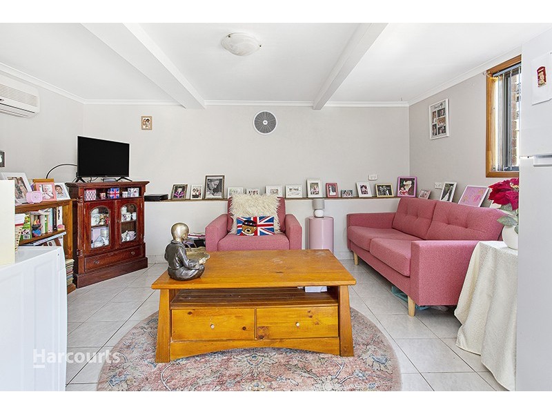 61 Ranchby Avenue, Lake Heights NSW 2502