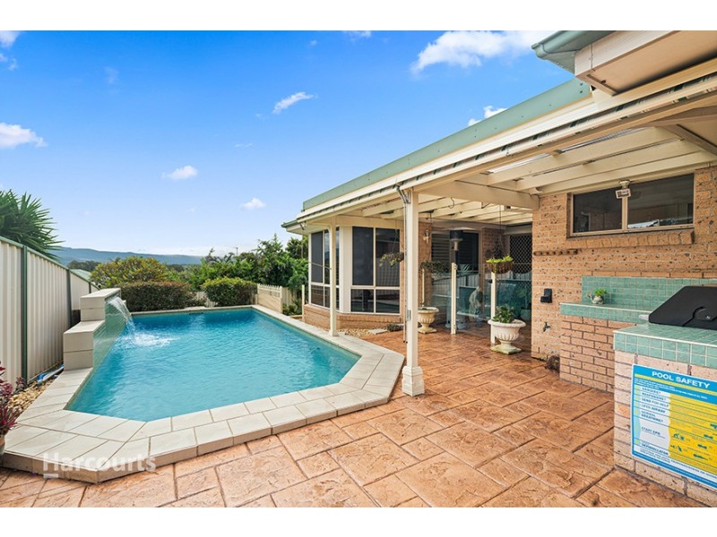 4 Ashburton Drive, Albion Park NSW 2527