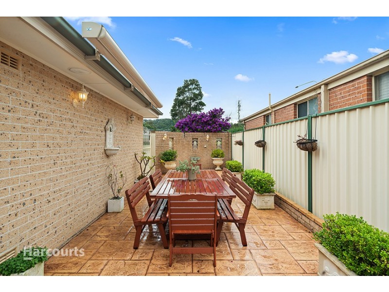 4 Ashburton Drive, Albion Park NSW 2527