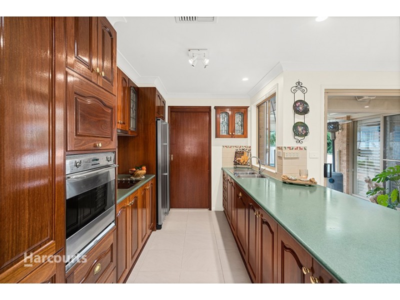 4 Ashburton Drive, Albion Park NSW 2527