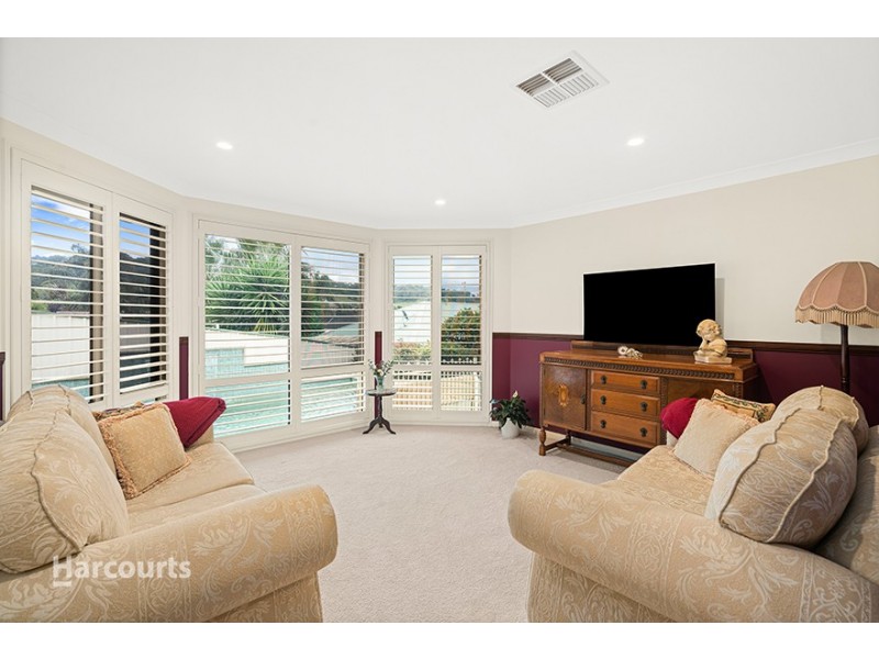 4 Ashburton Drive, Albion Park NSW 2527