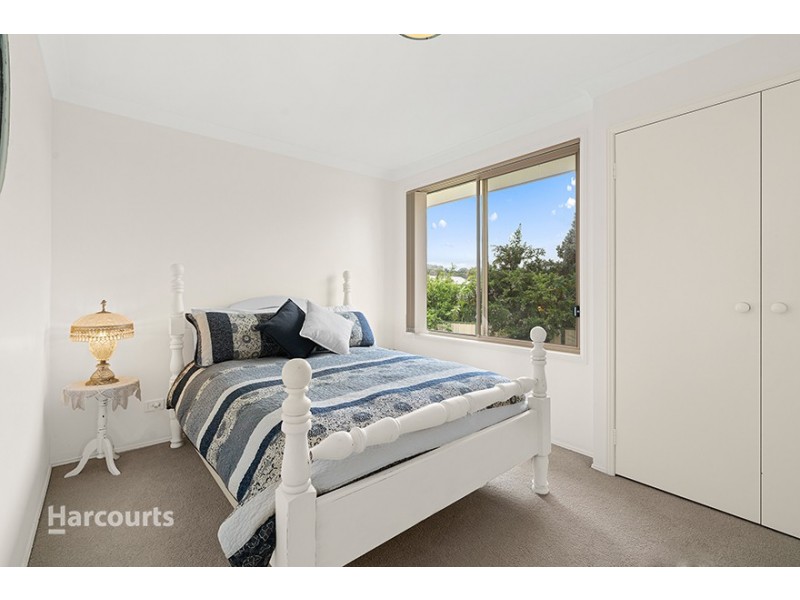 4 Ashburton Drive, Albion Park NSW 2527