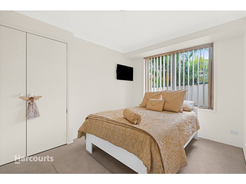 4 Ashburton Drive, Albion Park NSW 2527