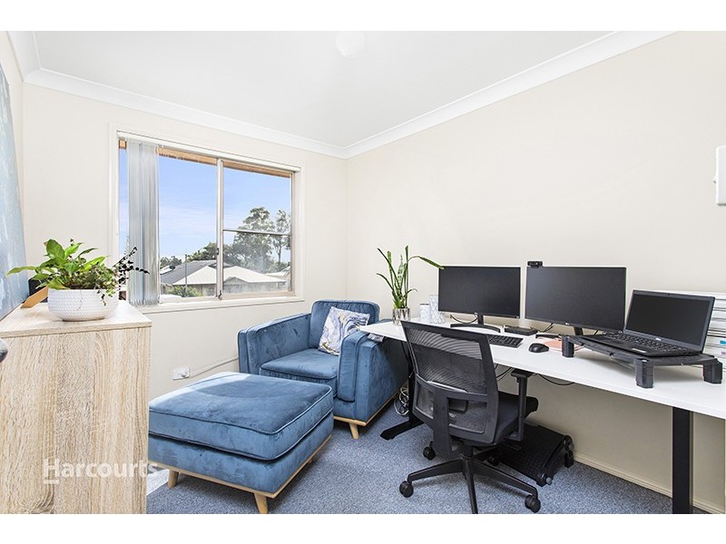 1/63 Parkes Street, Oak Flats NSW 2529