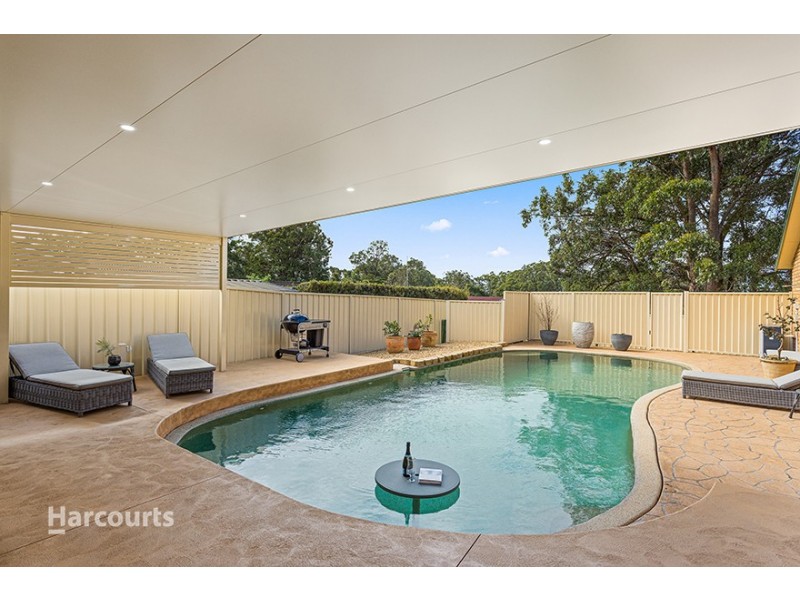 8 State Place, Albion Park NSW 2527