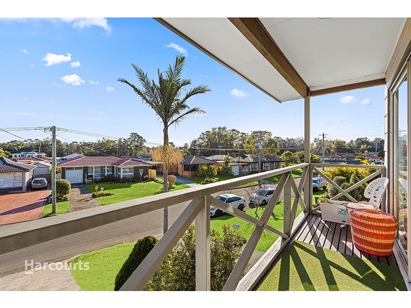 6 Brigadoon Circuit, Oak Flats NSW 2529