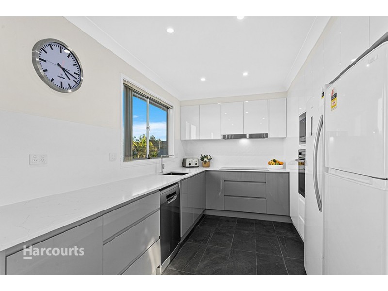 6 Brigadoon Circuit, Oak Flats NSW 2529